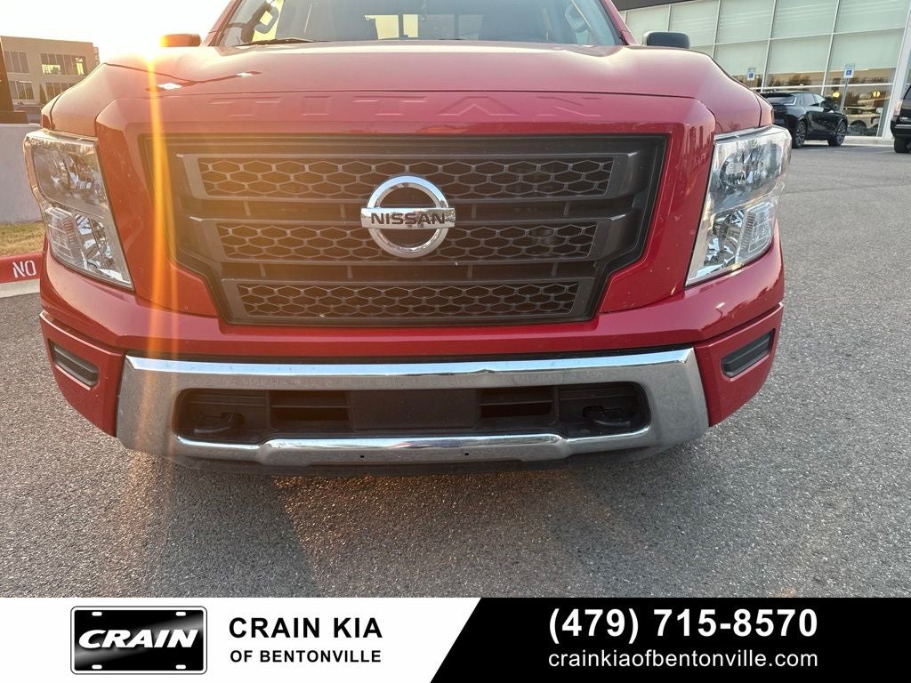 2022 Nissan Titan SV - 4WD