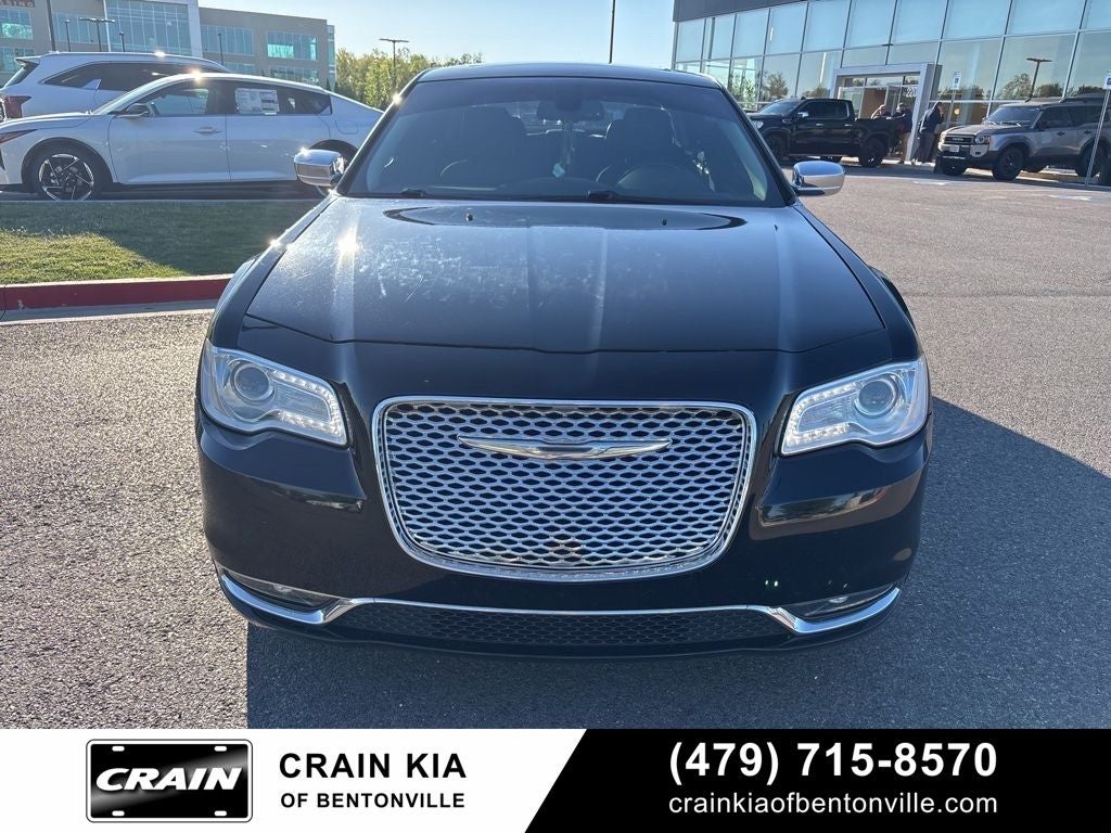 2017 Chrysler 300 C