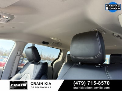 2024 Chrysler Pacifica Touring L - CLEAN CARFAX / ONE OWNER
