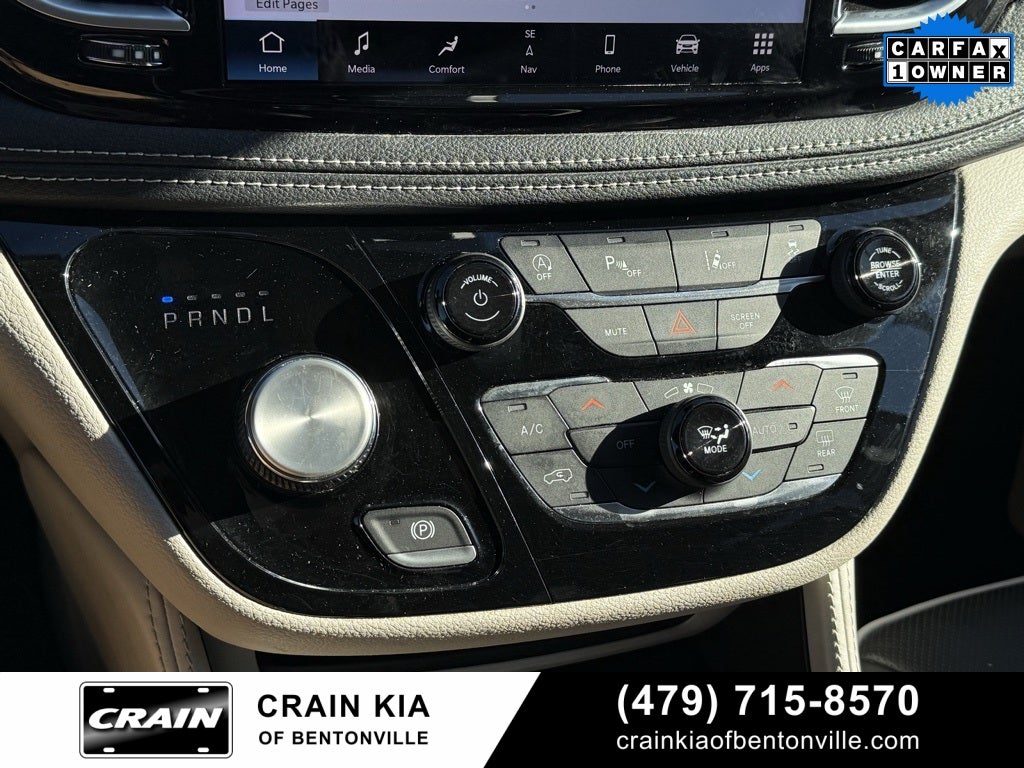 2023 Chrysler Pacifica Limited - PANORAMIC SUNROOF / CARFAX ONE OWNER