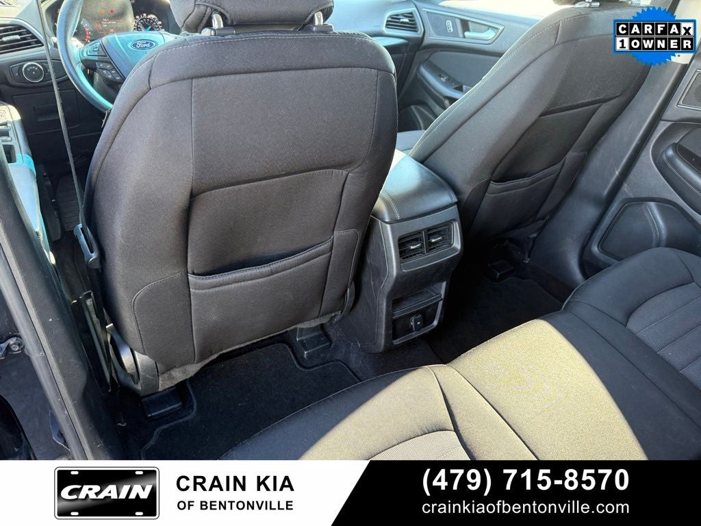 2016 Ford Edge SE - CLEAN CARFAX / ONE OWNER