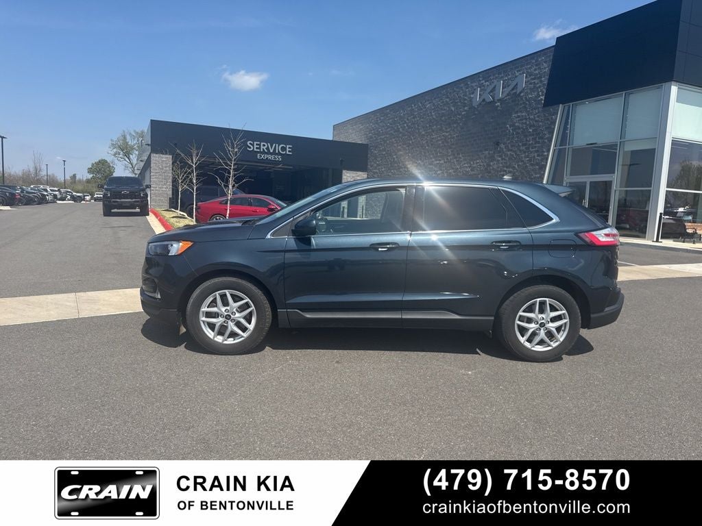 2024 Ford Edge SEL - AWD / PANORAMIC SUNROOF / ONE OWNER