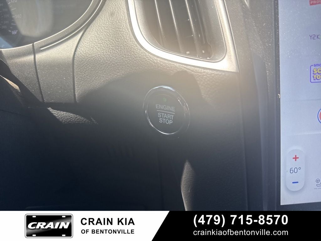 2024 Ford Edge SEL - AWD / PANORAMIC SUNROOF / ONE OWNER