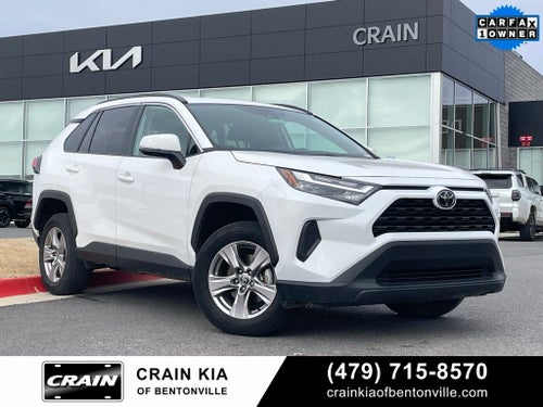 2024 Toyota RAV4 XLE - CLEAN CARFAX / ONE OWNER