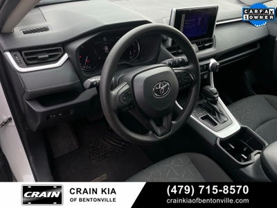 2024 Toyota RAV4 XLE - CLEAN CARFAX / ONE OWNER