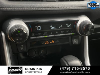 2024 Toyota RAV4 XLE - CLEAN CARFAX / ONE OWNER