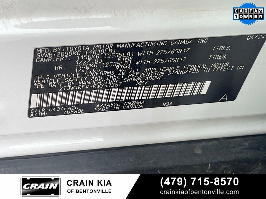 2024 Toyota RAV4 XLE - CLEAN CARFAX / ONE OWNER