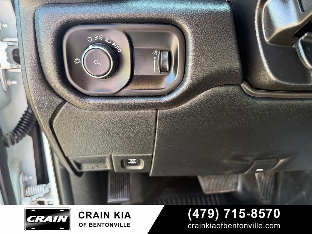 2024 RAM 2500 Tradesman - 4WD / CLEAN CARFAX / ONE OWNER