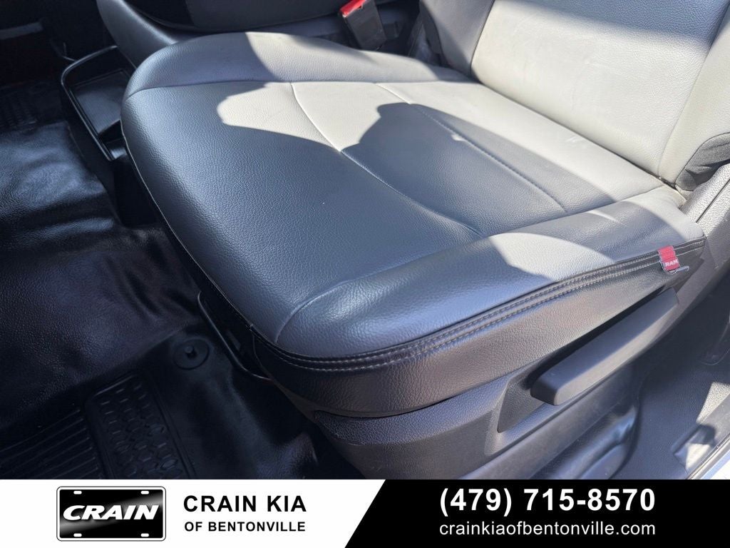 2024 RAM 2500 Tradesman - 4WD / CLEAN CARFAX / ONE OWNER