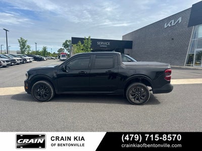 2023 Ford Maverick Lariat - AWD / CLEAN CARFAX