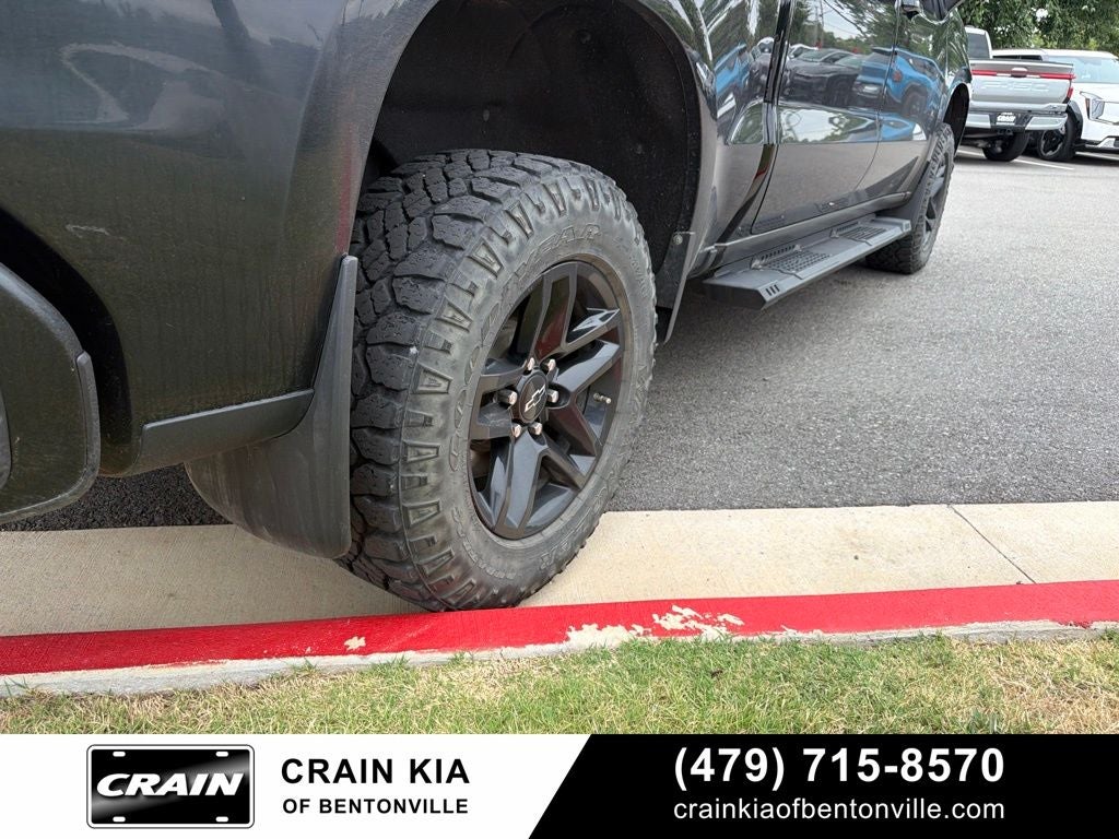 2020 Chevrolet Silverado 1500 LT Trail Boss - 4WD / SUNROOF / CLEAN CARFAX