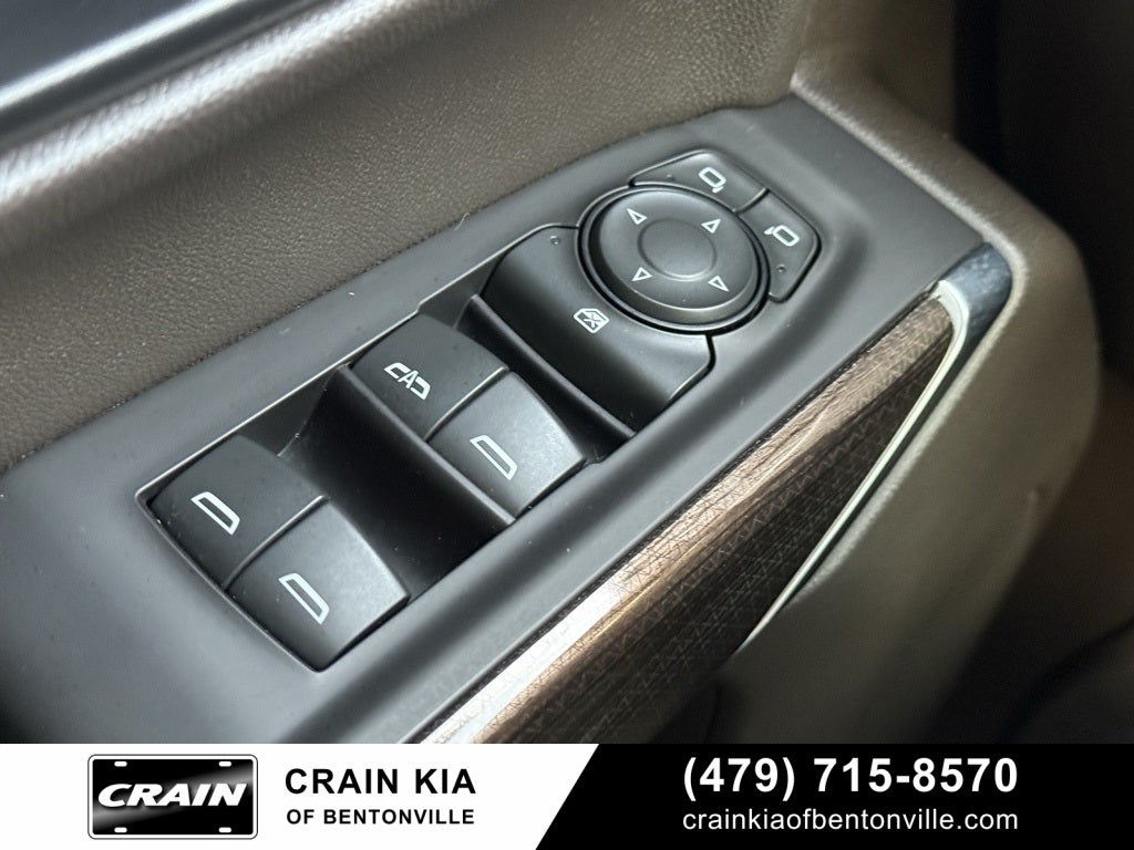 2019 Chevrolet Silverado 1500 LT - 4WD / CLEAN CARFAX