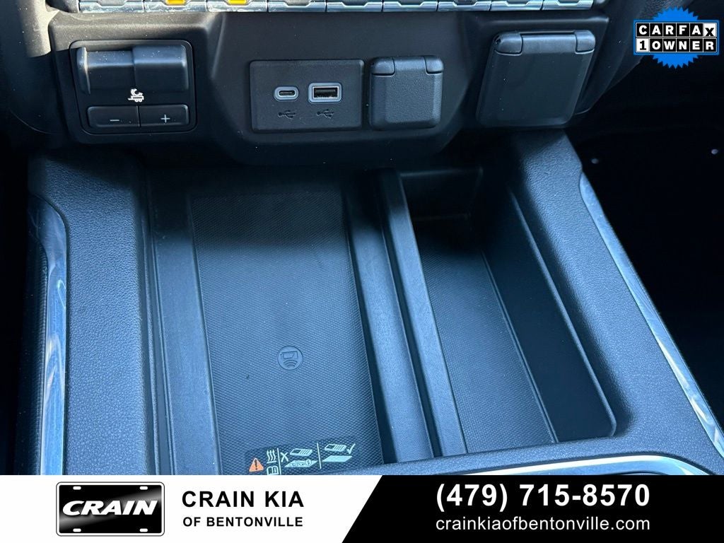 2021 GMC Sierra 1500 AT4 - 4WD / CLEAN CARFAX / ONE OWNER