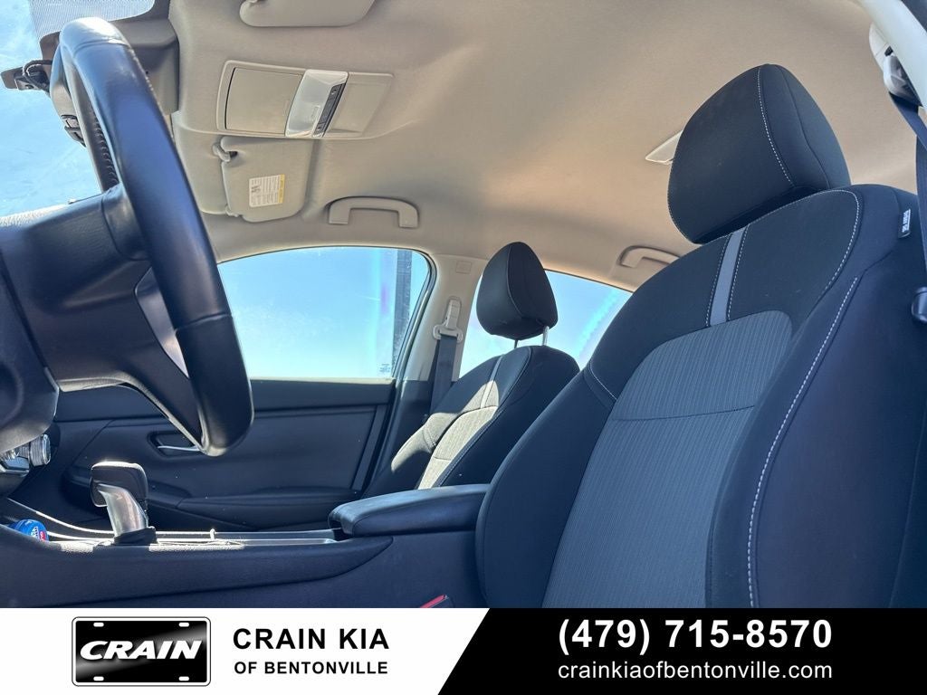 2022 Nissan Sentra SV - CLEAN CARFAX HISTORY