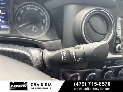 2022 Toyota Tacoma TRD Off-Road Premium V6 - 4WD / SUNROOF / CLEAN CARFAX / LIFTED
