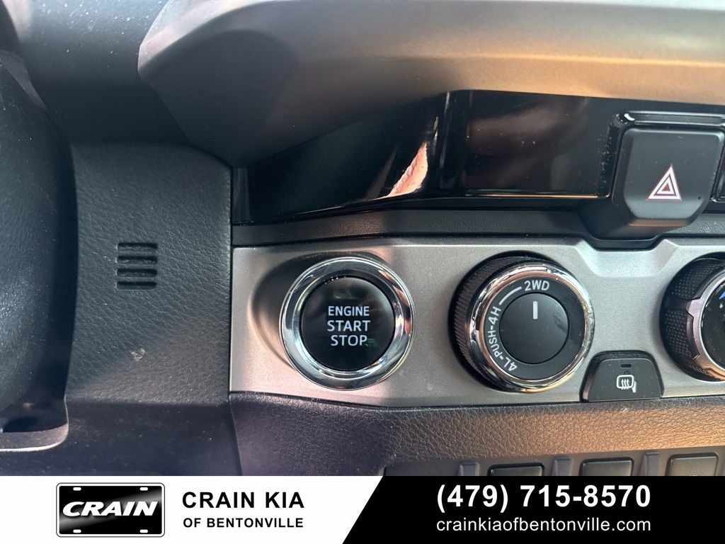 2017 Toyota Tacoma Limited - 4WD / SUNROOF / LIFTED!