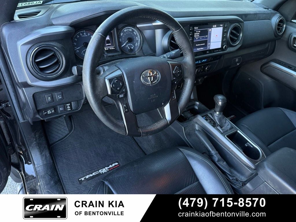 2023 Toyota Tacoma TRD Off-Road V6 - 4WD / SUNROOF / ONE OWNER