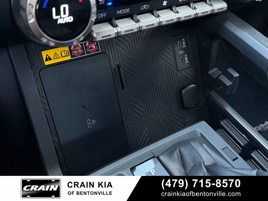2025 Toyota Tacoma TRD Sport Premium - SUNROOF / 4WD / CLEAN CARFAX