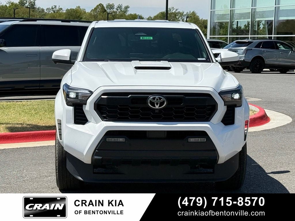 2025 Toyota Tacoma TRD Sport Premium - SUNROOF / 4WD / CLEAN CARFAX