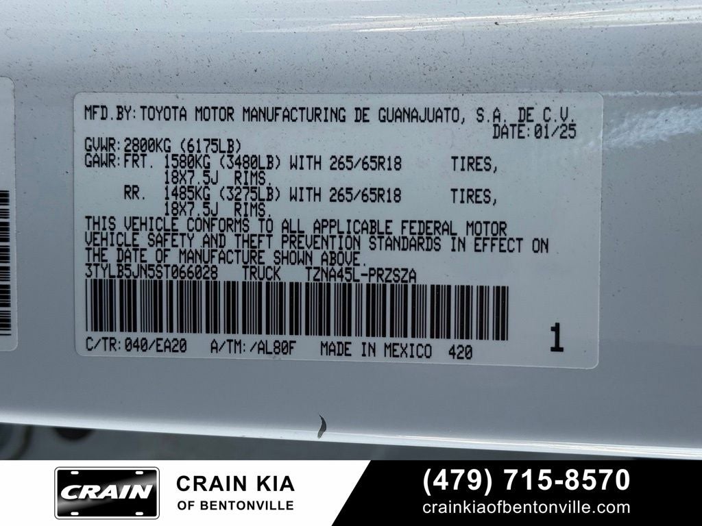 2025 Toyota Tacoma TRD Sport Premium - SUNROOF / 4WD / CLEAN CARFAX