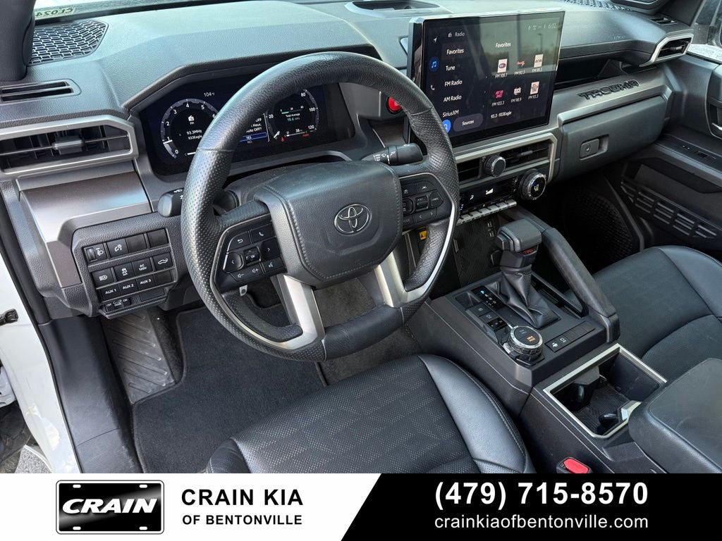 2025 Toyota Tacoma TRD Sport Premium - SUNROOF / 4WD / CLEAN CARFAX