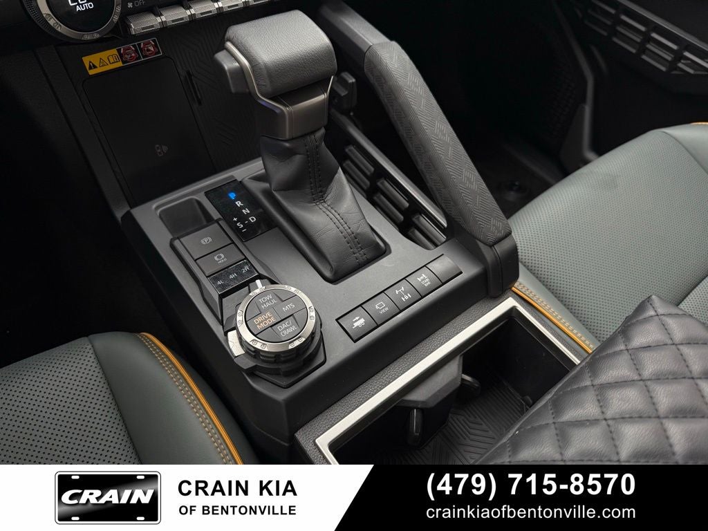 2025 Toyota Tacoma Hybrid Trailhunter - 4WD / CARFAX ONE OWNER