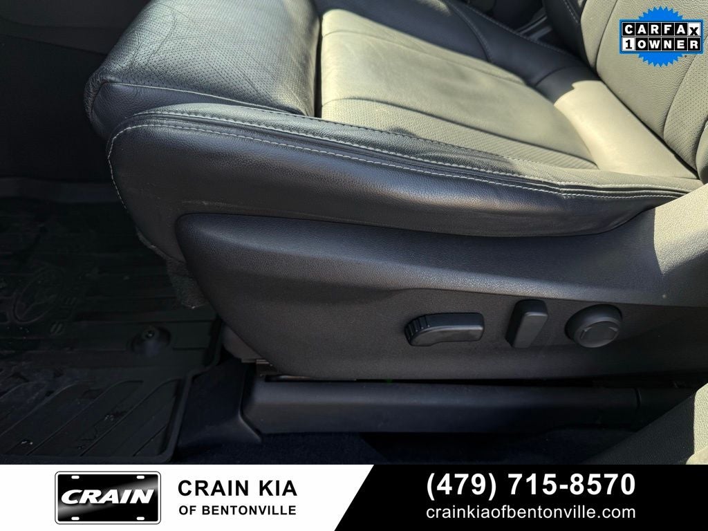 2021 Subaru Ascent Limited - AWD / PANORAMIC SUNROOF / ONE OWNER