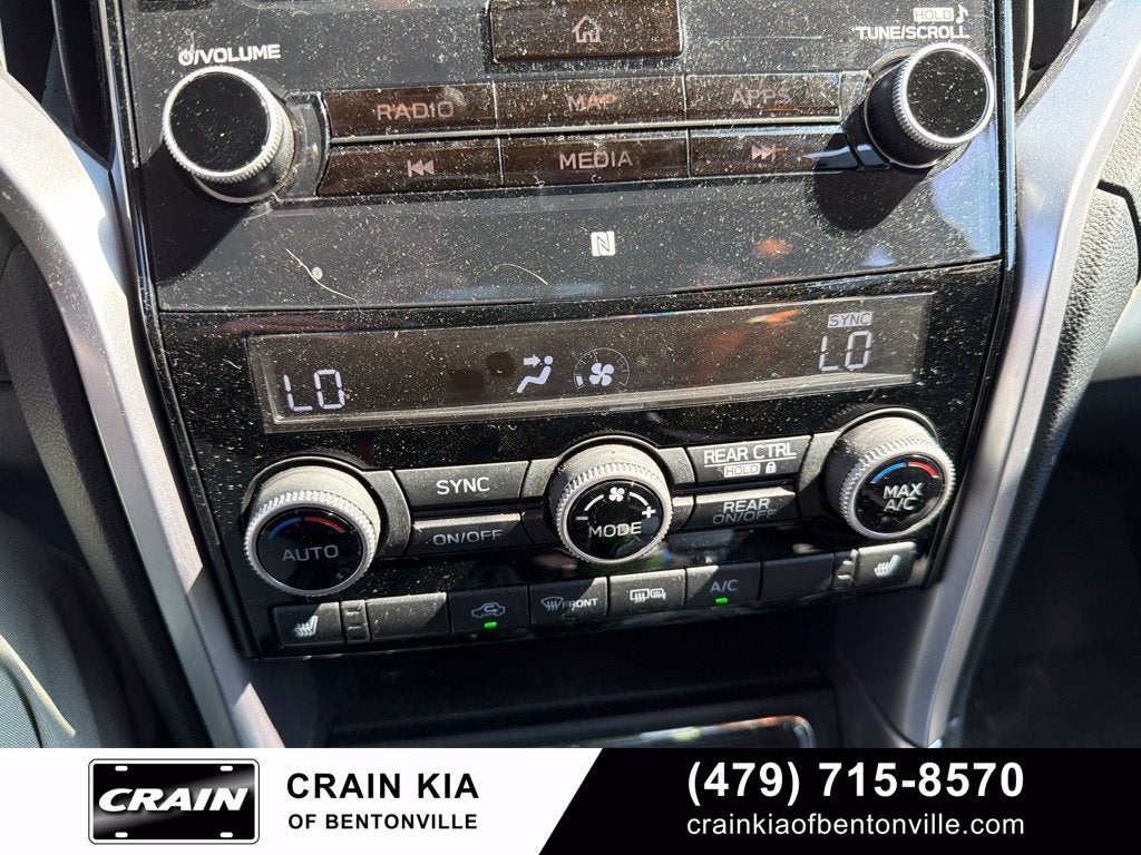 2021 Subaru Ascent Limited / CLEAN CARFAX