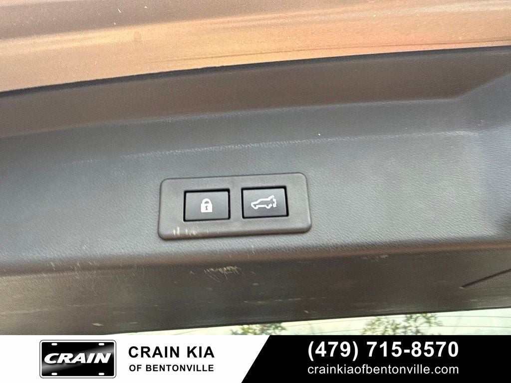 2021 Subaru Ascent Limited - AWD / PANORAMIC SUNROOF / CLEAN CARFAX