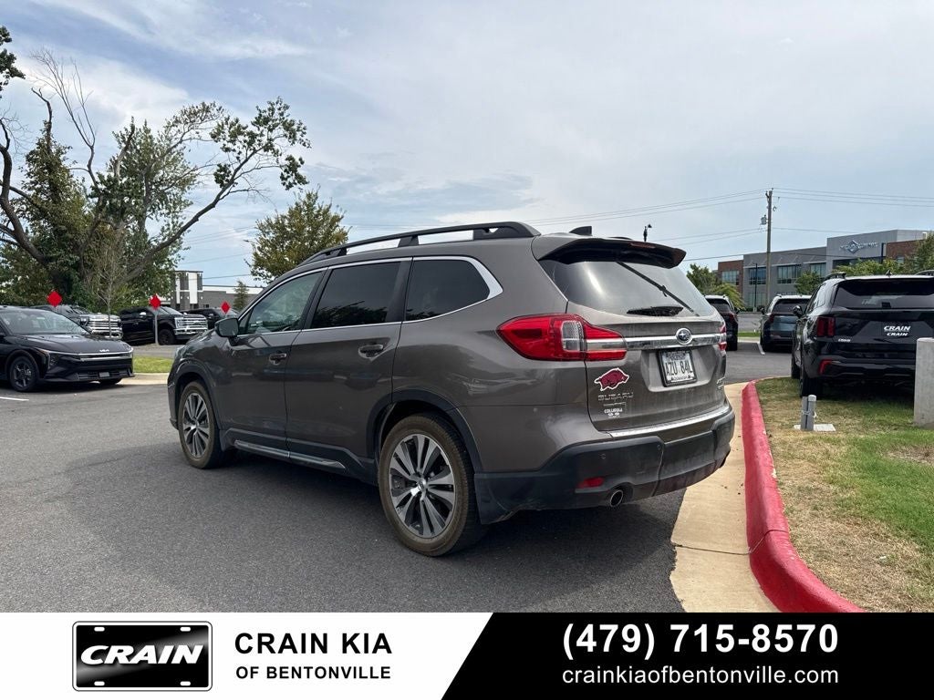2021 Subaru Ascent Limited - AWD / PANORAMIC SUNROOF / CLEAN CARFAX