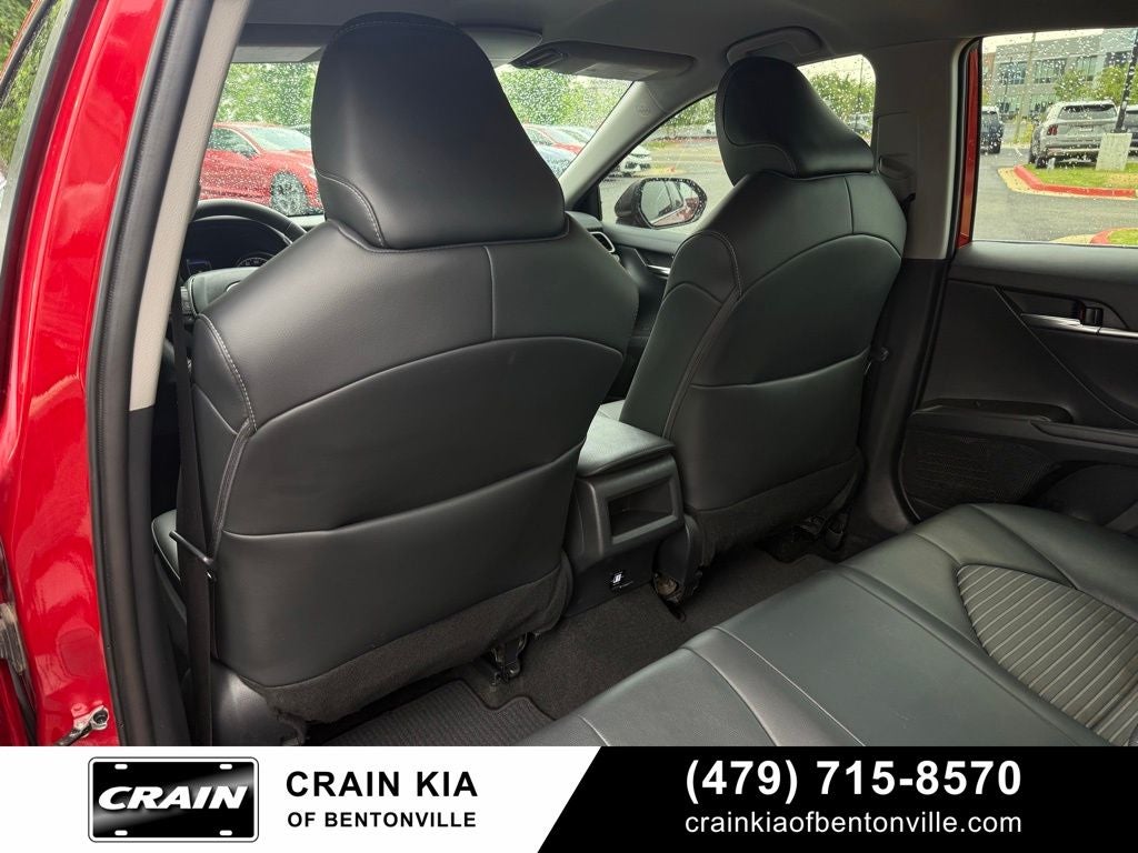 2023 Toyota Camry SE - CLEAN CARFAX / ONE OWNER