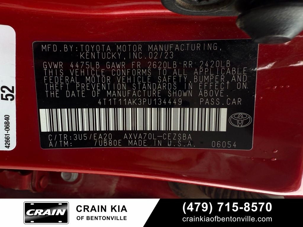 2023 Toyota Camry SE - CLEAN CARFAX / ONE OWNER