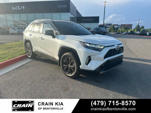 2022 Toyota RAV4 Hybrid XSE - AWD / PANORAMIC SUNROOF / ONE OWNER