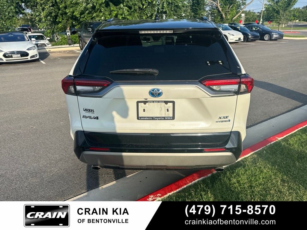 2022 Toyota RAV4 Hybrid XSE - AWD / PANORAMIC SUNROOF / ONE OWNER