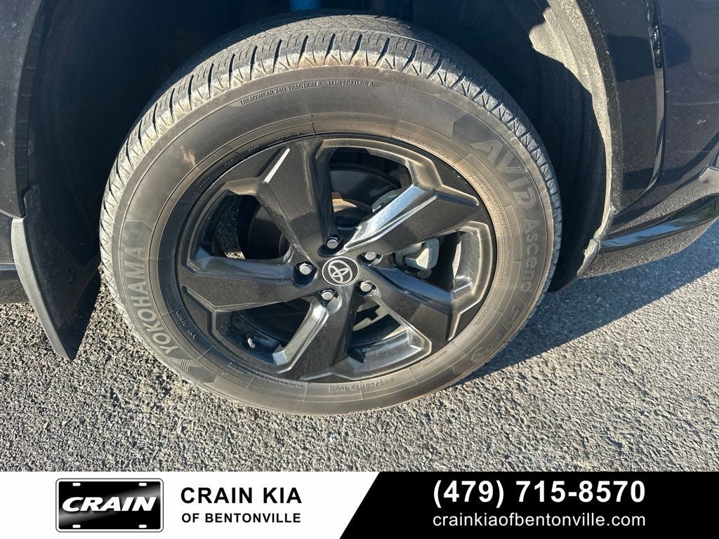 2021 Toyota RAV4 Hybrid XSE - AWD / CLEAN CARFAX / SUNROOF