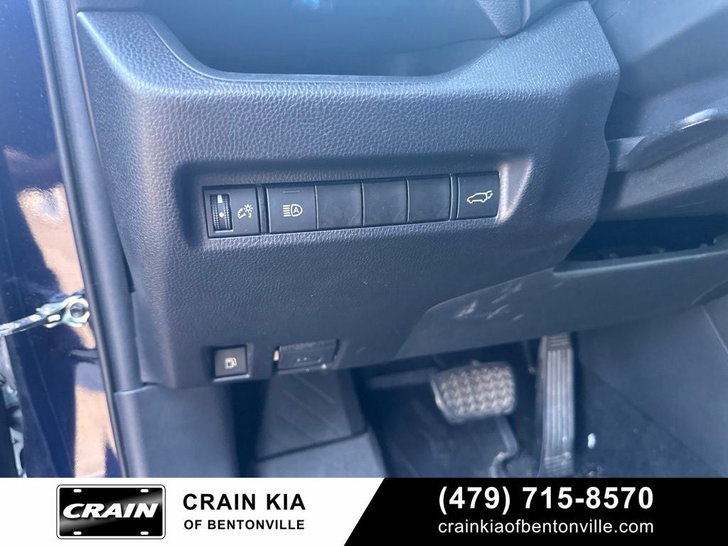 2021 Toyota RAV4 Hybrid XSE - AWD / CLEAN CARFAX / SUNROOF