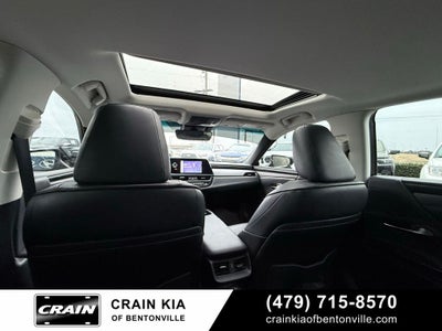 2023 Lexus ES 300h Luxury - CARFAX ONE OWNER