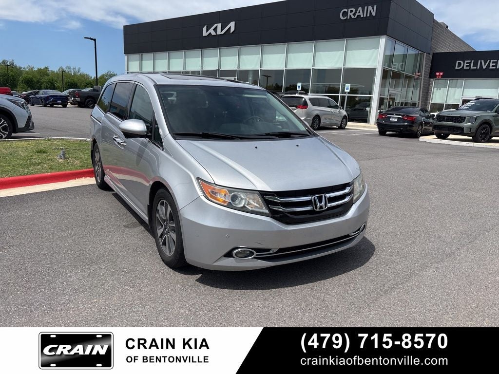 2015 Honda Odyssey Touring - SUNROOF