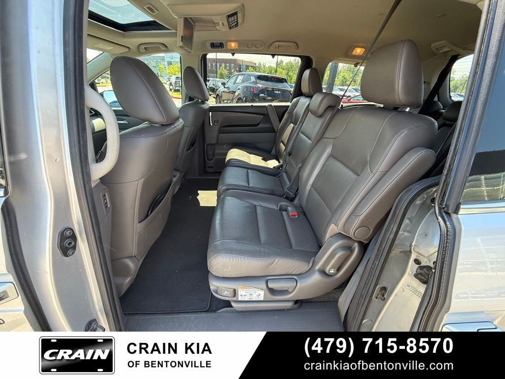2015 Honda Odyssey Touring - SUNROOF