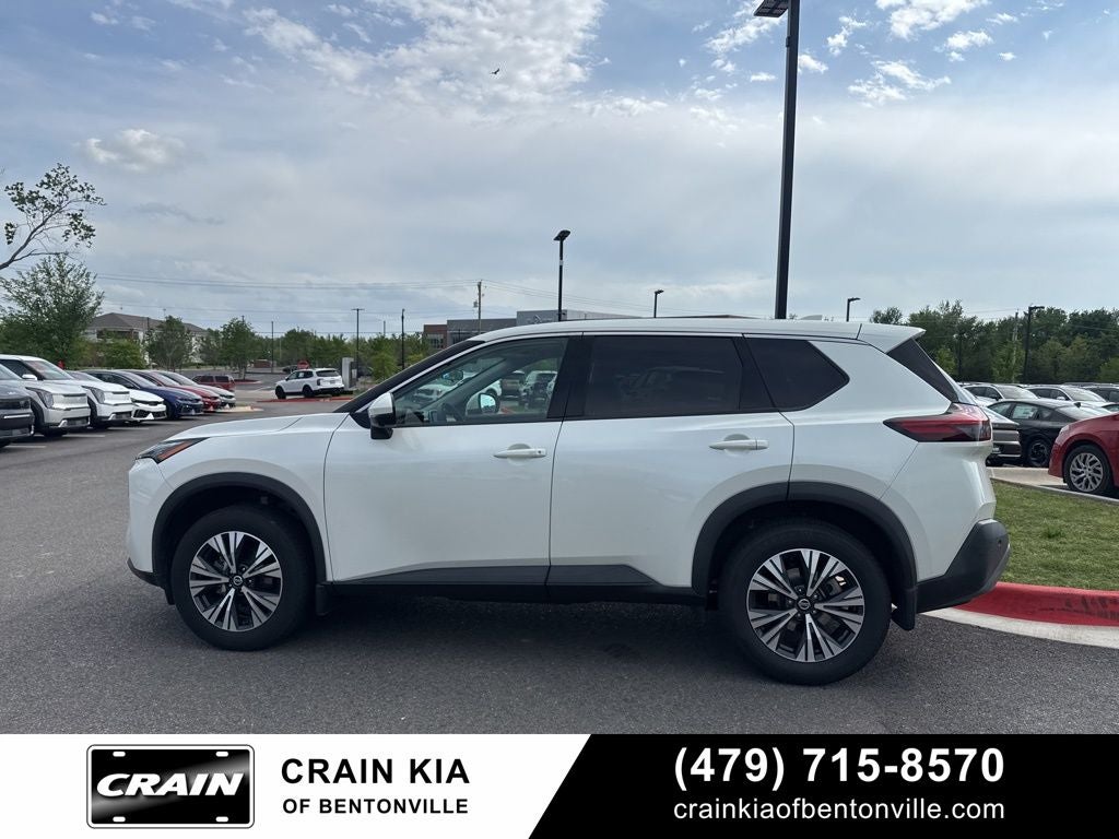 2021 Nissan Rogue SV - CARFAX ONE OWNER