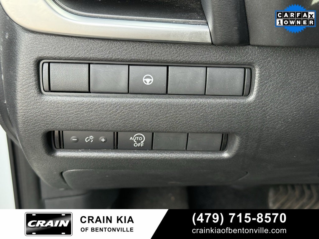 2023 Nissan Rogue SV - CLEAN CARFAX / ONE OWNER