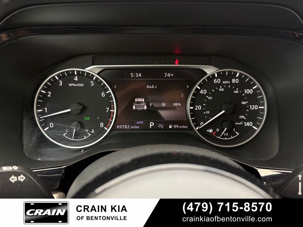 2022 Nissan Pathfinder SL - 4WD / CLEAN CARFAX