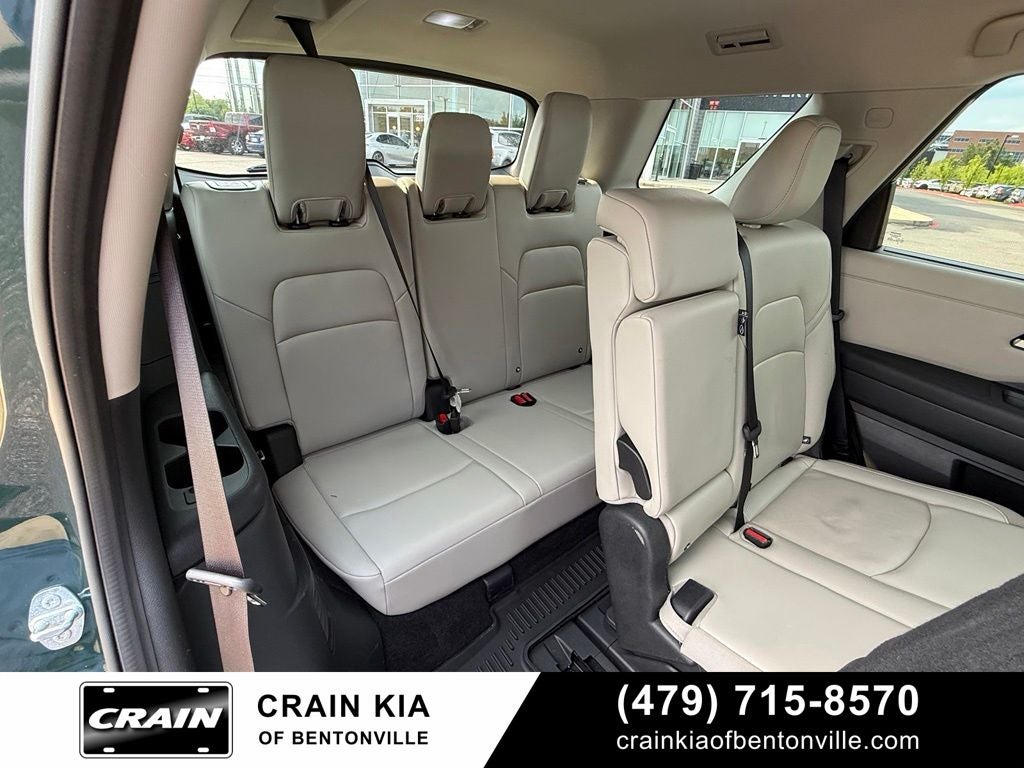 2022 Nissan Pathfinder SL - 4WD / CLEAN CARFAX