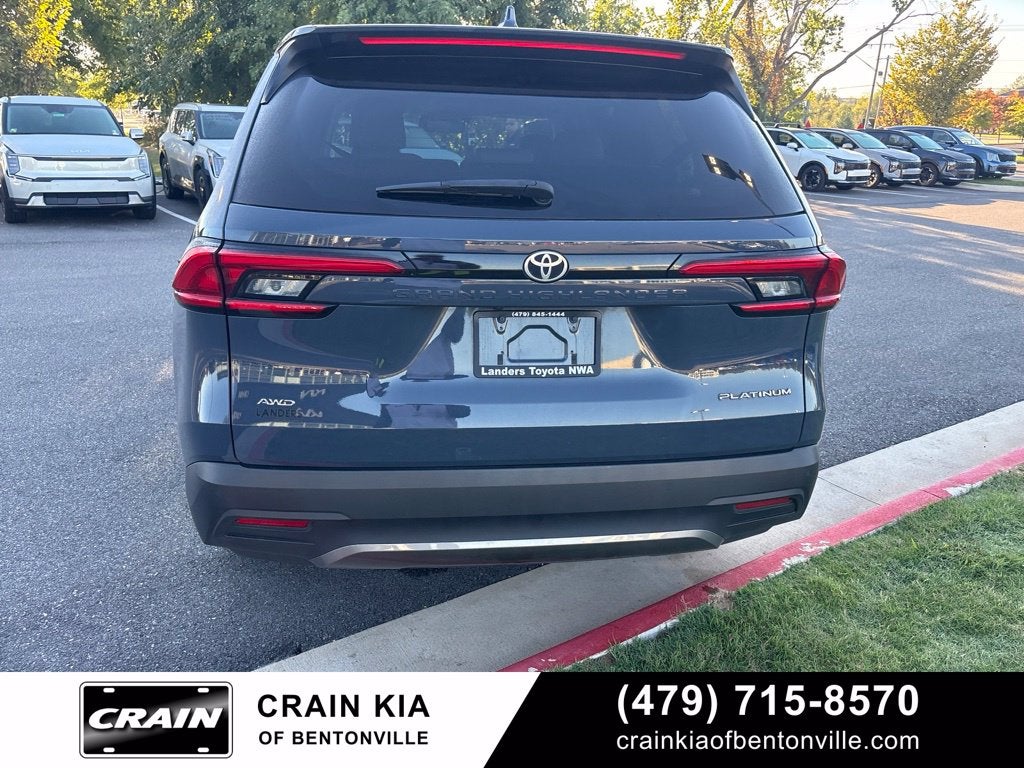 2024 Toyota Grand Highlander Platinum | CARFAX ONE OWNER!