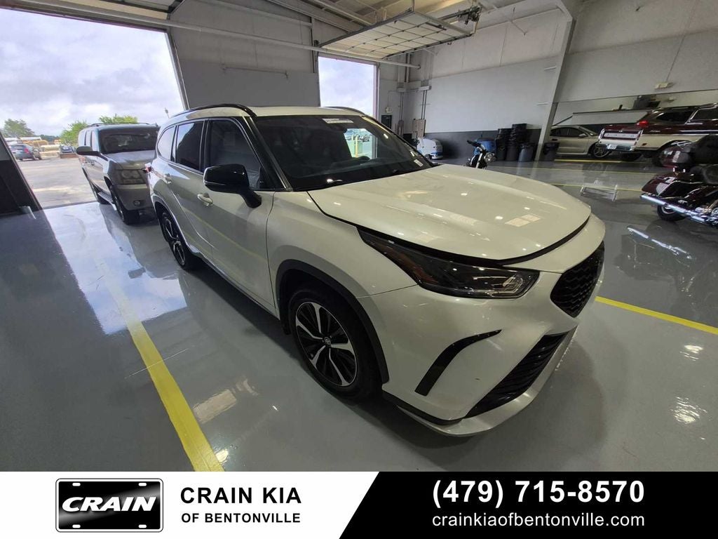 2021 Toyota Highlander XSE