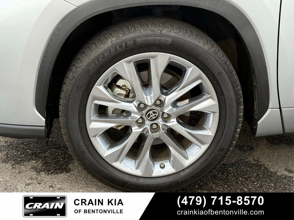 2020 Toyota Highlander Limited - CLEAN CARFAX / SUNROOF