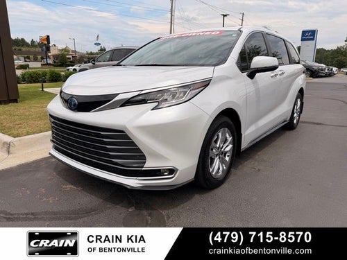 2023 Toyota Sienna Limited - SUNROOF / CLEAN CARFAX / ONE OWNER