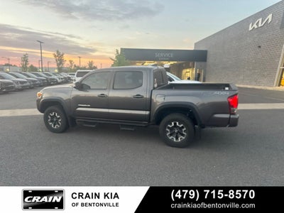 2017 Toyota Tacoma TRD Off-Road Premium V6 - 4WD / SUNROOF / CLEAN CARFAX