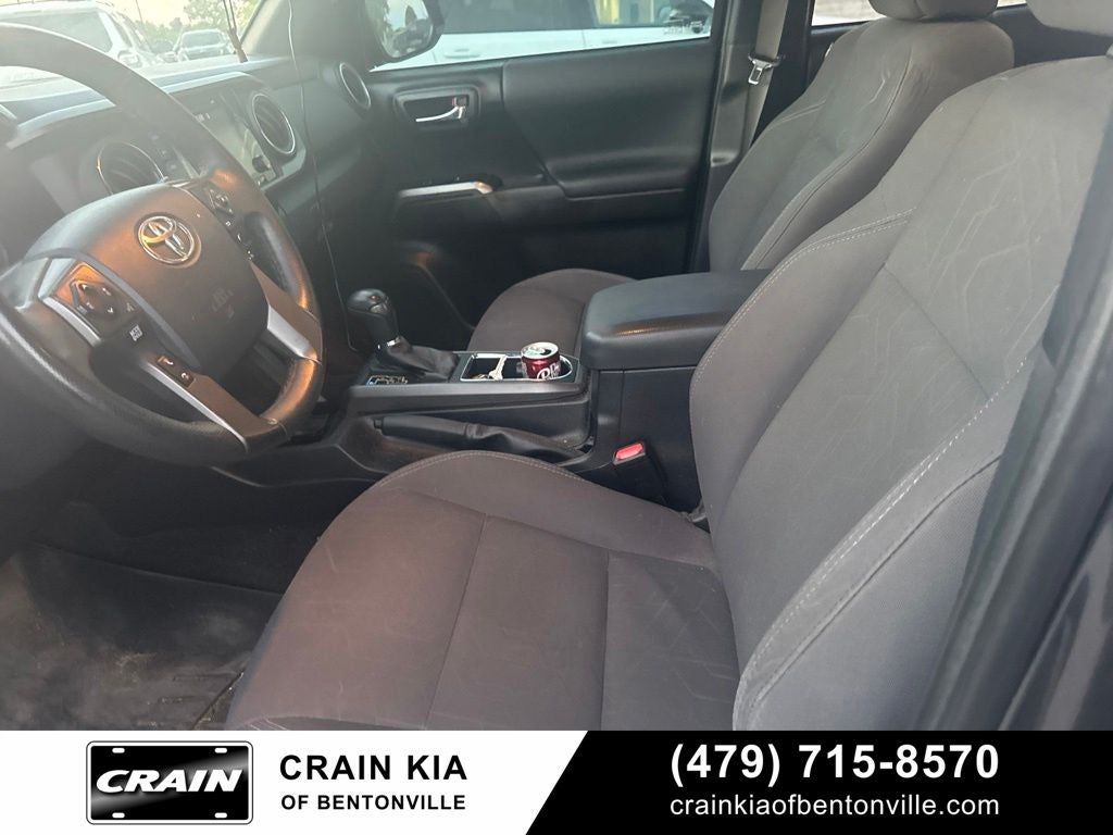 2017 Toyota Tacoma TRD Off-Road Premium V6 - 4WD / SUNROOF / CLEAN CARFAX