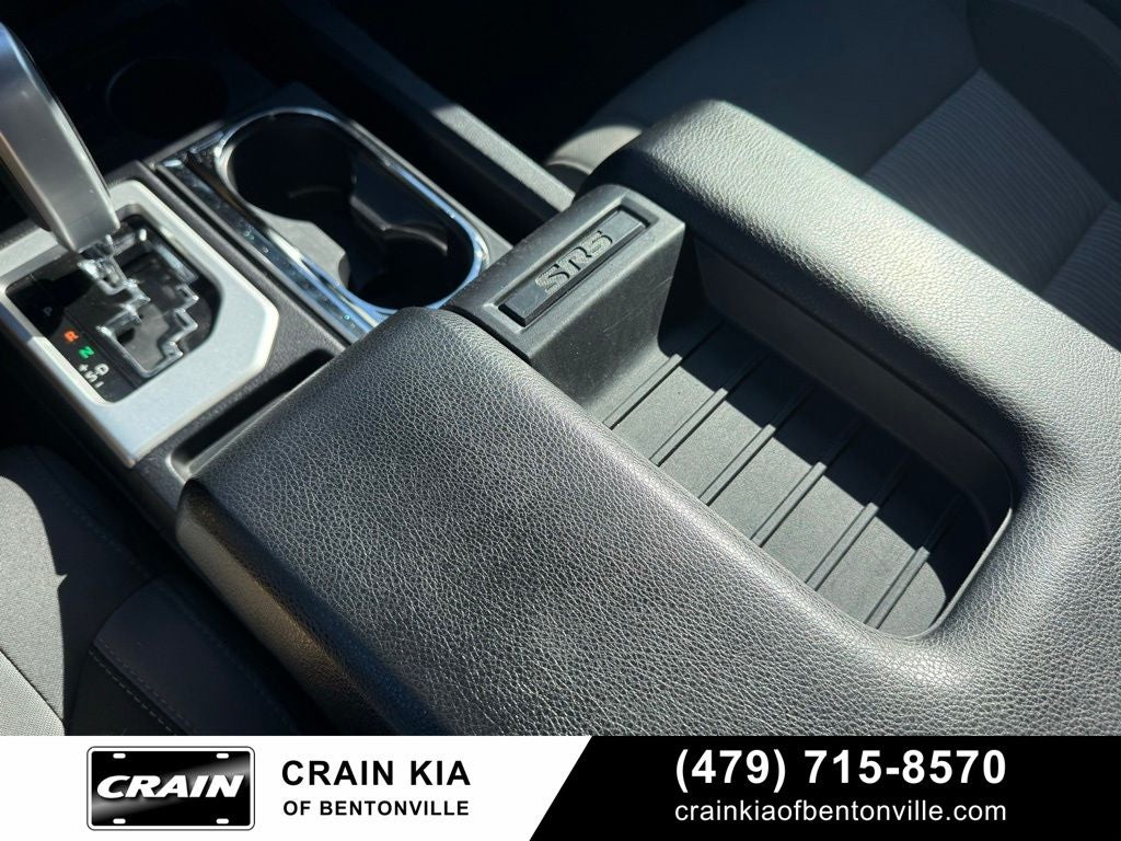 2015 Toyota Tundra SR5 - 4WD